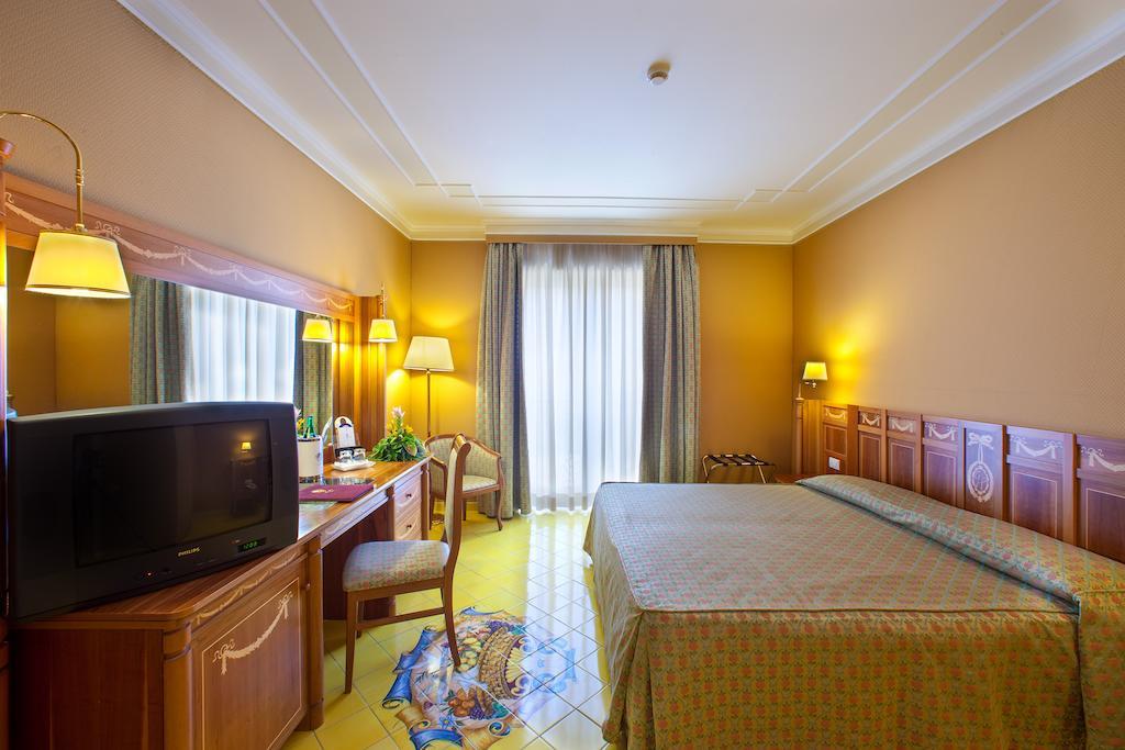 Grand Hotel La Pace (Adults Only) Sant'Agnello Exterior photo